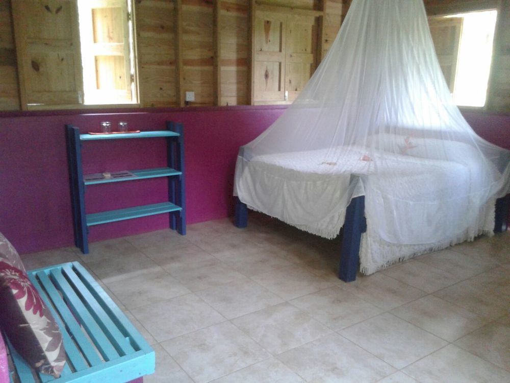Roots Jungle Retreat Villa Marigot Ngoại thất bức ảnh